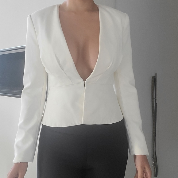 Bebe crop blazer - Picture 2 of 5